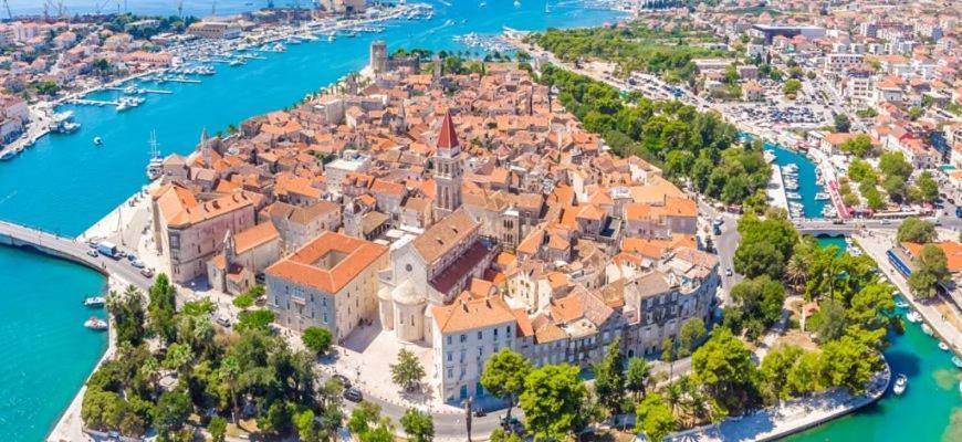 Guesthouse Ana Trogir Old Town Extérieur photo