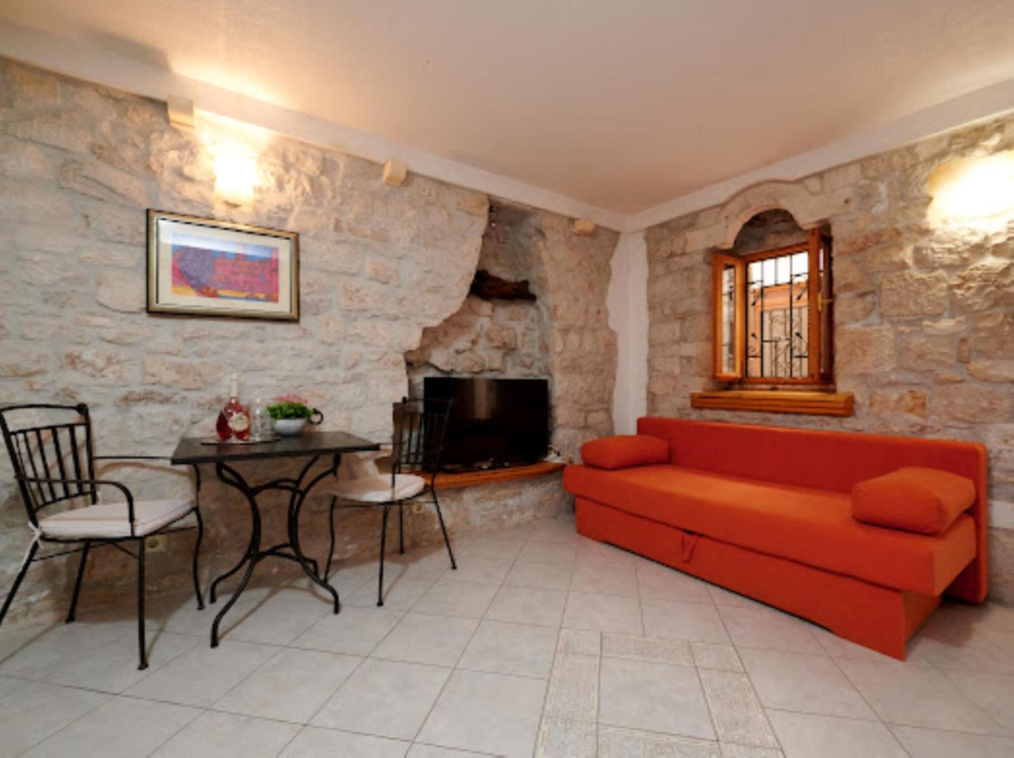 Guesthouse Ana Trogir Old Town Extérieur photo