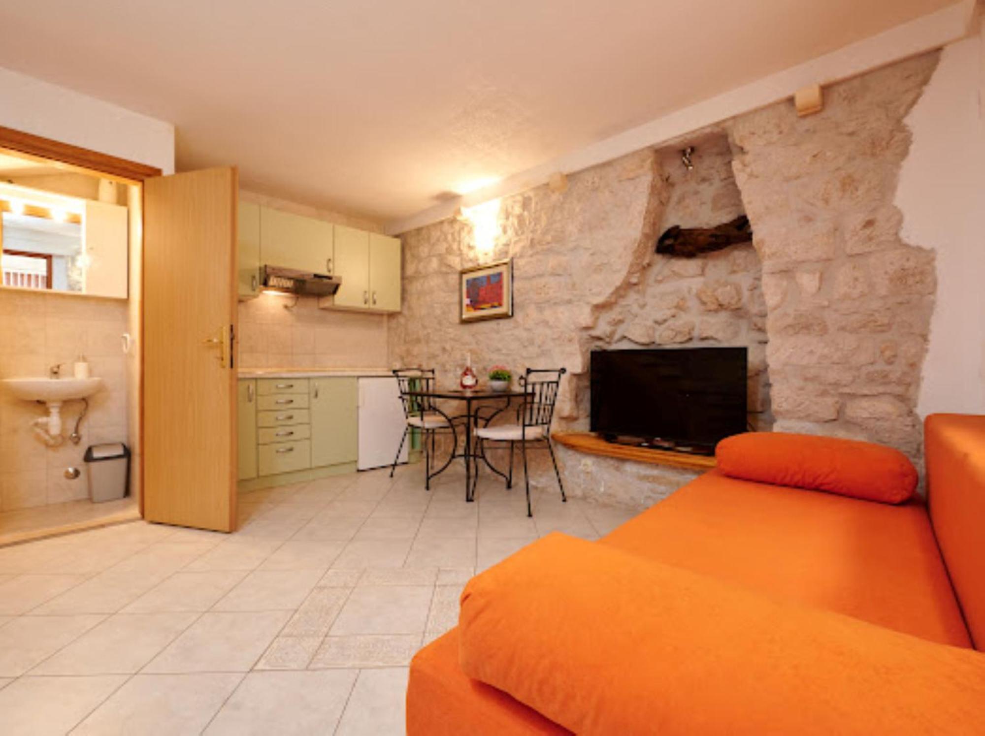 Guesthouse Ana Trogir Old Town Chambre photo