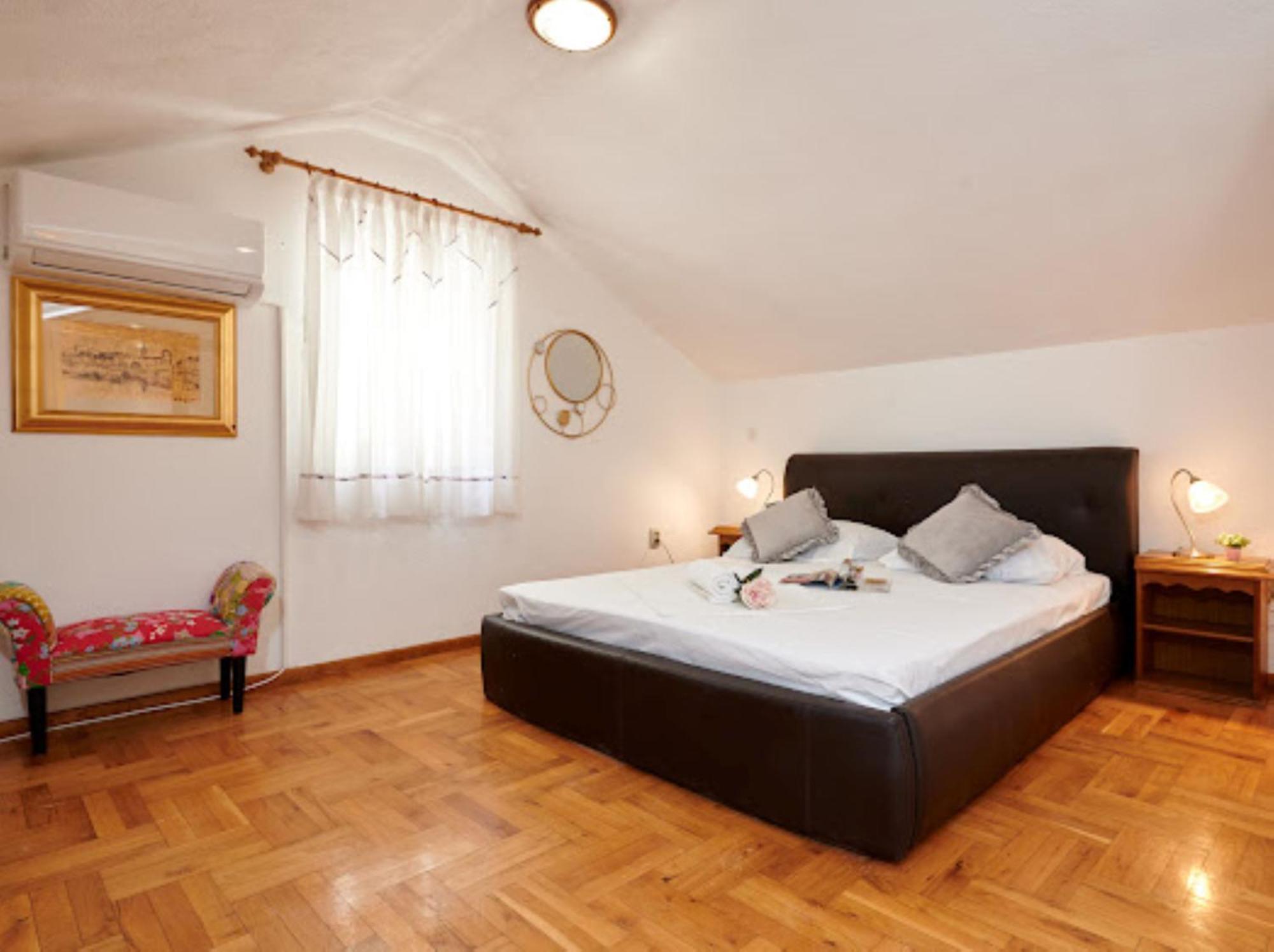 Guesthouse Ana Trogir Old Town Chambre photo